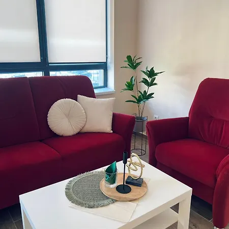 Cherry With 2 Bedrooms
